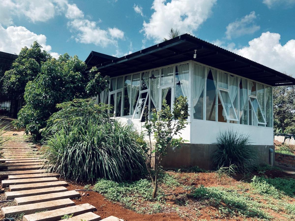 Xom Organic Farm Stay Pleiku Exterior photo